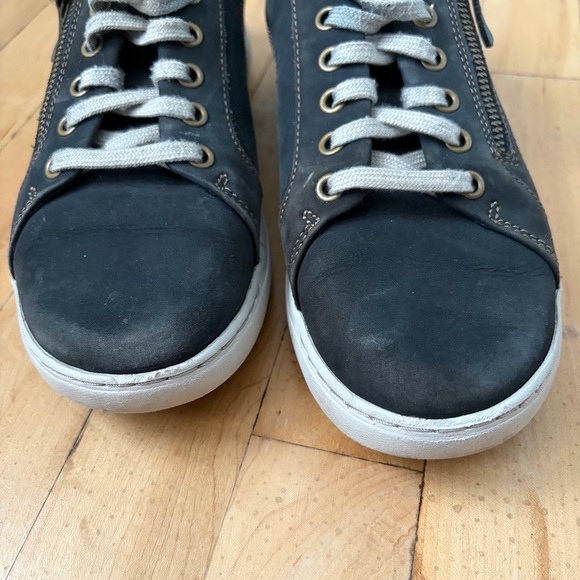 Clarks Shoes Womens 8 W Blue Leather Sneakers Zip Lace Up Casual Walking - Picture 7 of 11